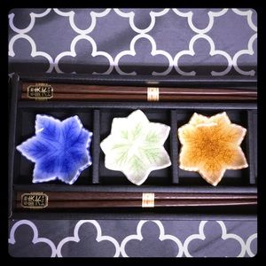 Ceramic Leaf Chopsticks Rester